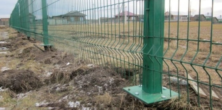 Купить сваи для ограждения от производителя в Лангепасе от 1427 руб: низкая цена, быстрая установка